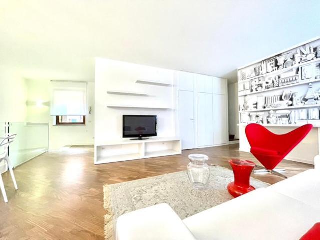 Domus Verona - Ampia Moderna Casa Su 2 Piani Nel Cuore Di Verona Kültér fotó