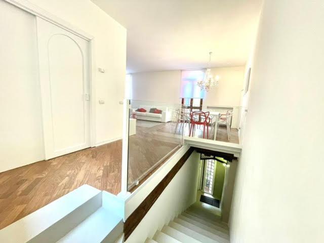 Domus Verona - Ampia Moderna Casa Su 2 Piani Nel Cuore Di Verona Kültér fotó