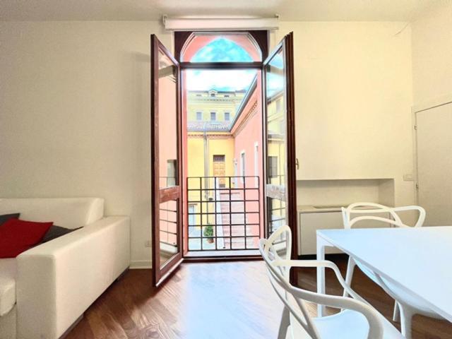 Domus Verona - Ampia Moderna Casa Su 2 Piani Nel Cuore Di Verona Kültér fotó