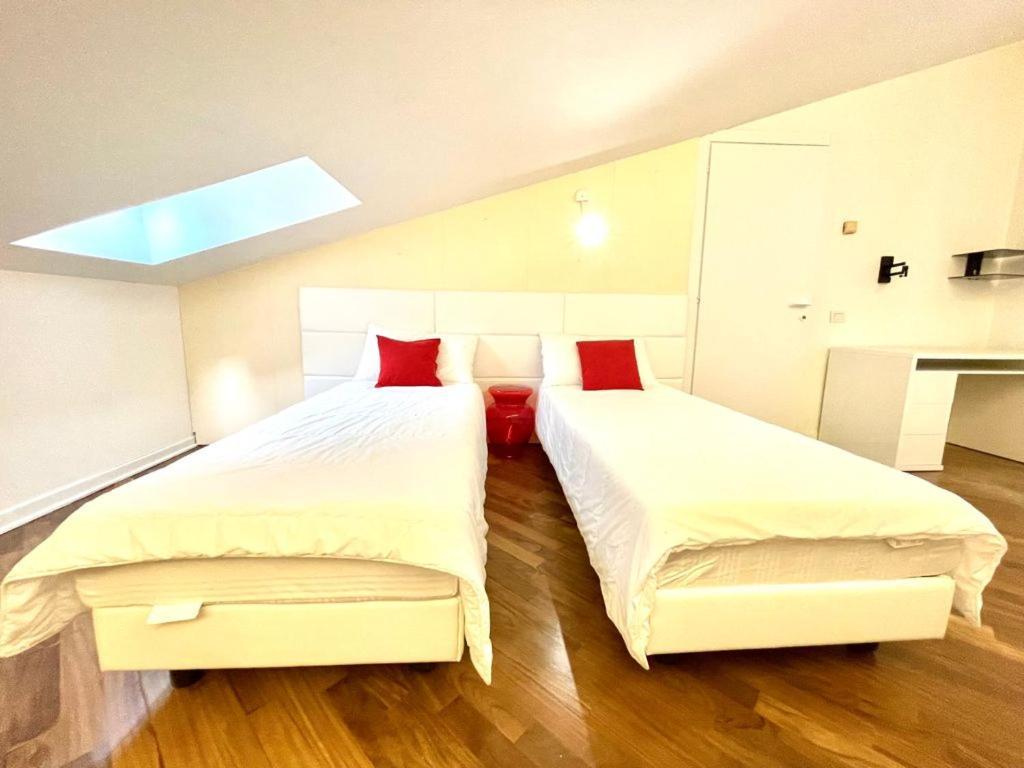 Domus Verona - Ampia Moderna Casa Su 2 Piani Nel Cuore Di Verona Kültér fotó